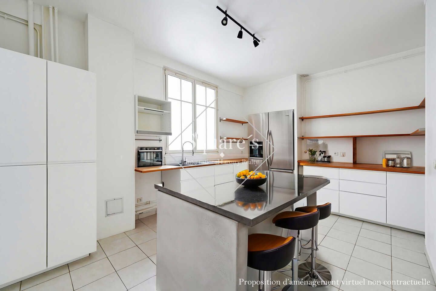 apartment 8 Rooms for rent on Neuilly-sur-Seine (92200)