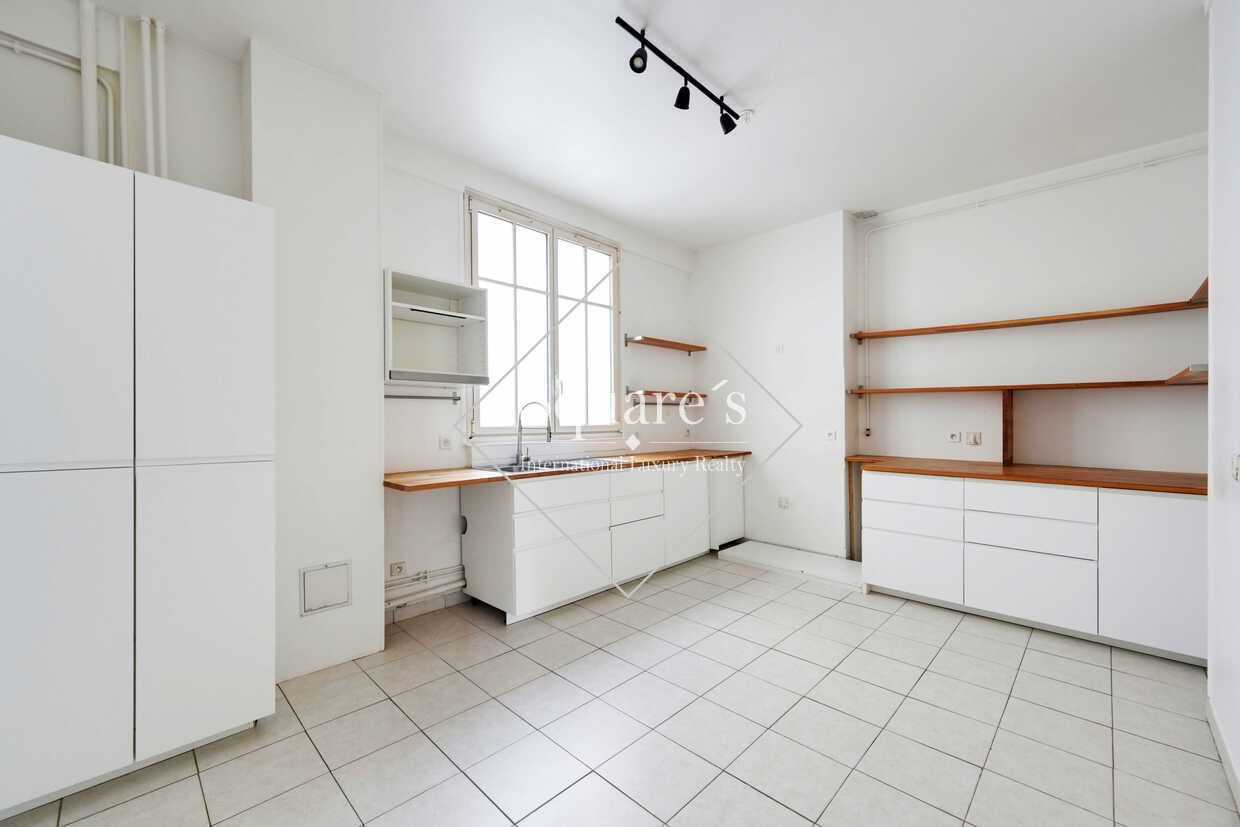 apartment 8 Rooms for rent on Neuilly-sur-Seine (92200)