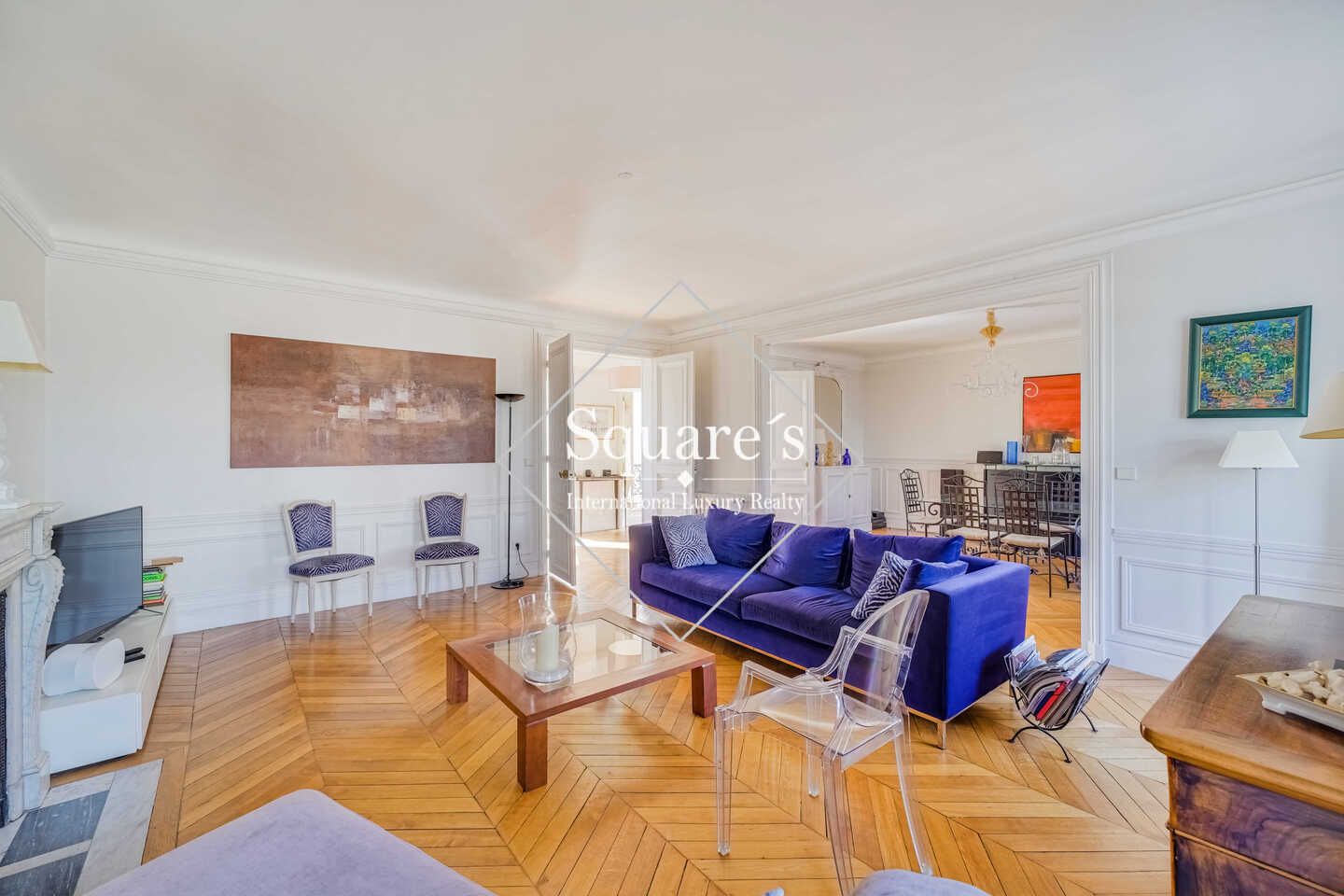 apartment 5 Rooms for sale on Paris 17ème (75017)