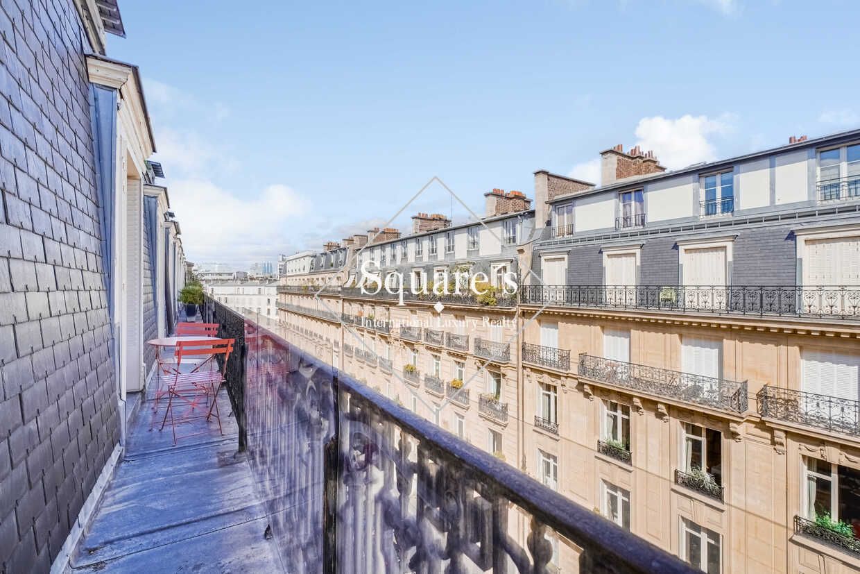 apartment 5 Rooms for sale on Paris 17ème (75017)