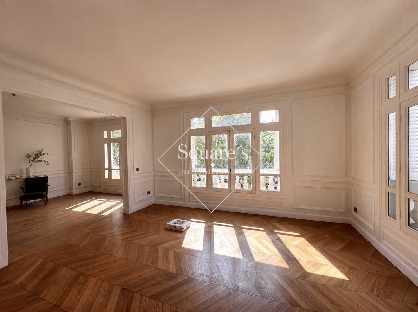 apartment 6 Rooms for sale on Paris 7ème (75007)