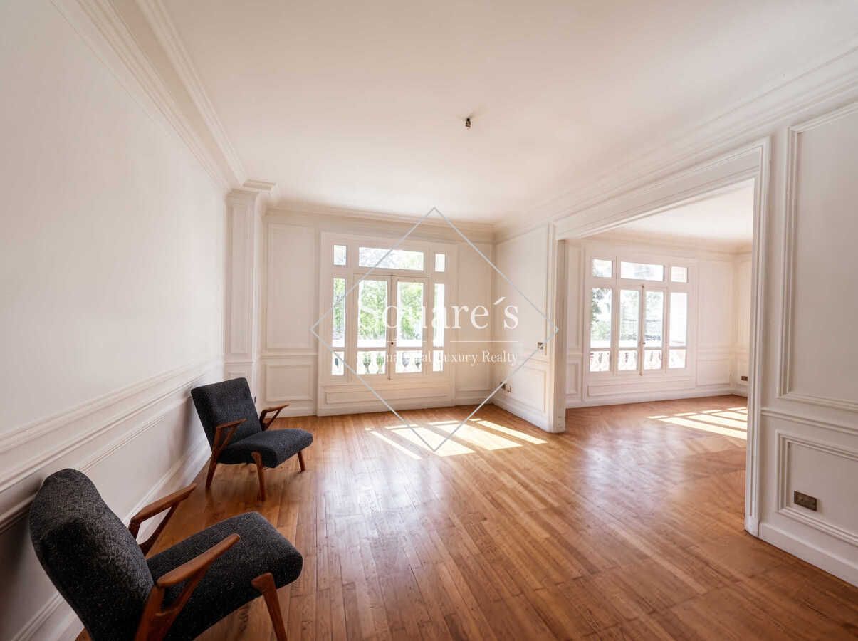 apartment 6 Rooms for sale on Paris 7ème (75007)
