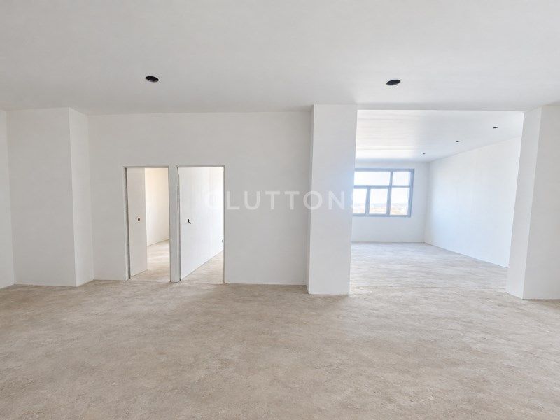 apartment 6 Rooms for sale on Lisboa (1500)