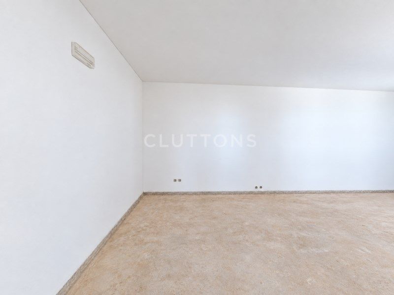 apartment 6 Rooms for sale on Lisboa (1500)