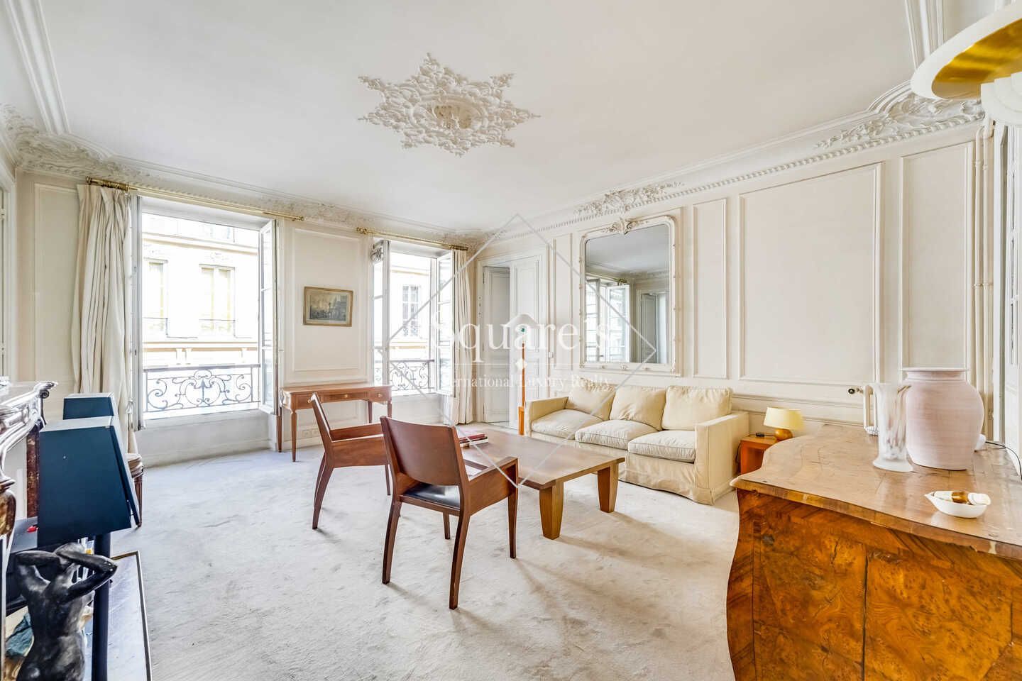 apartment 5 Rooms for sale on Paris 9ème (75009)