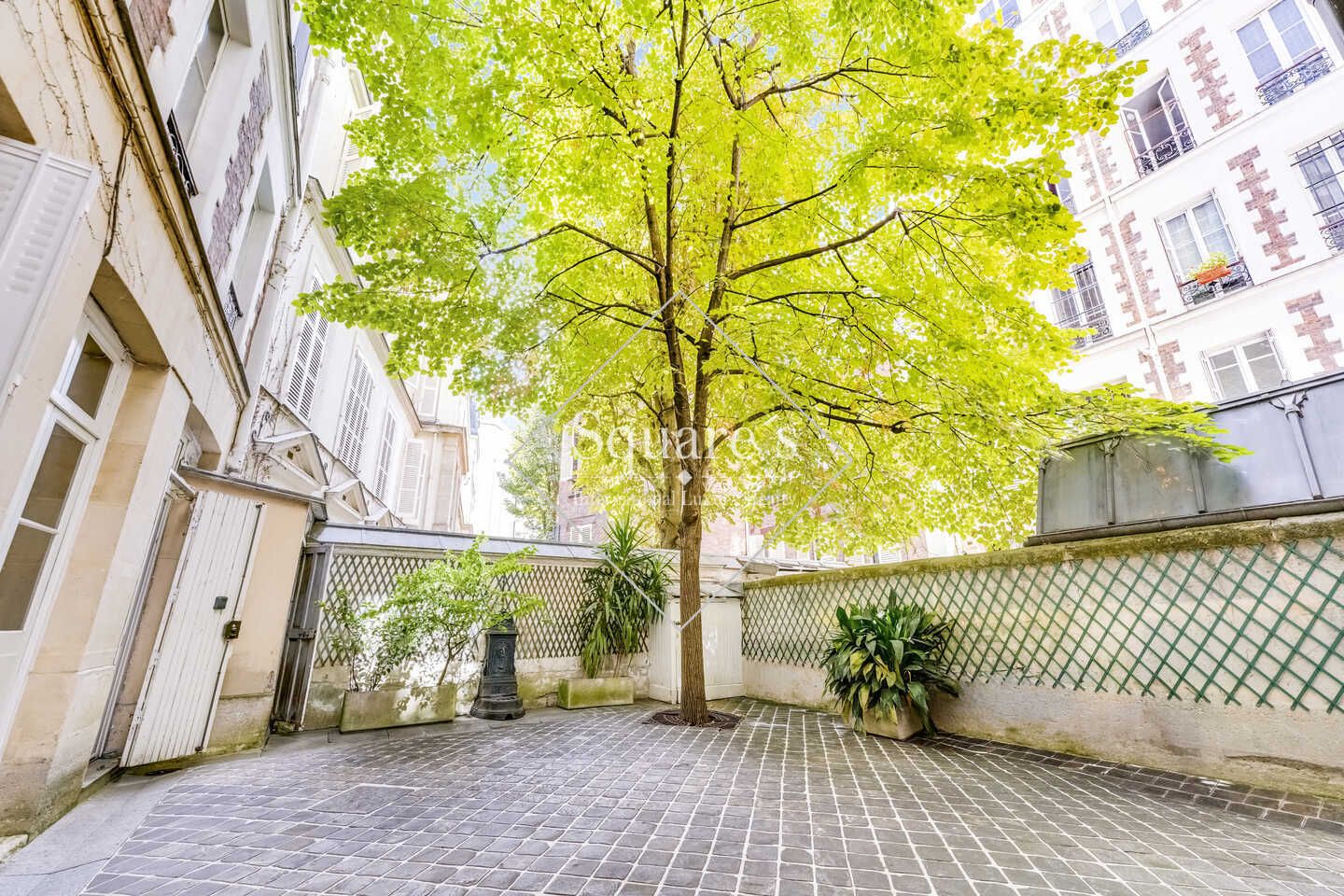 apartment 5 Rooms for sale on Paris 9ème (75009)