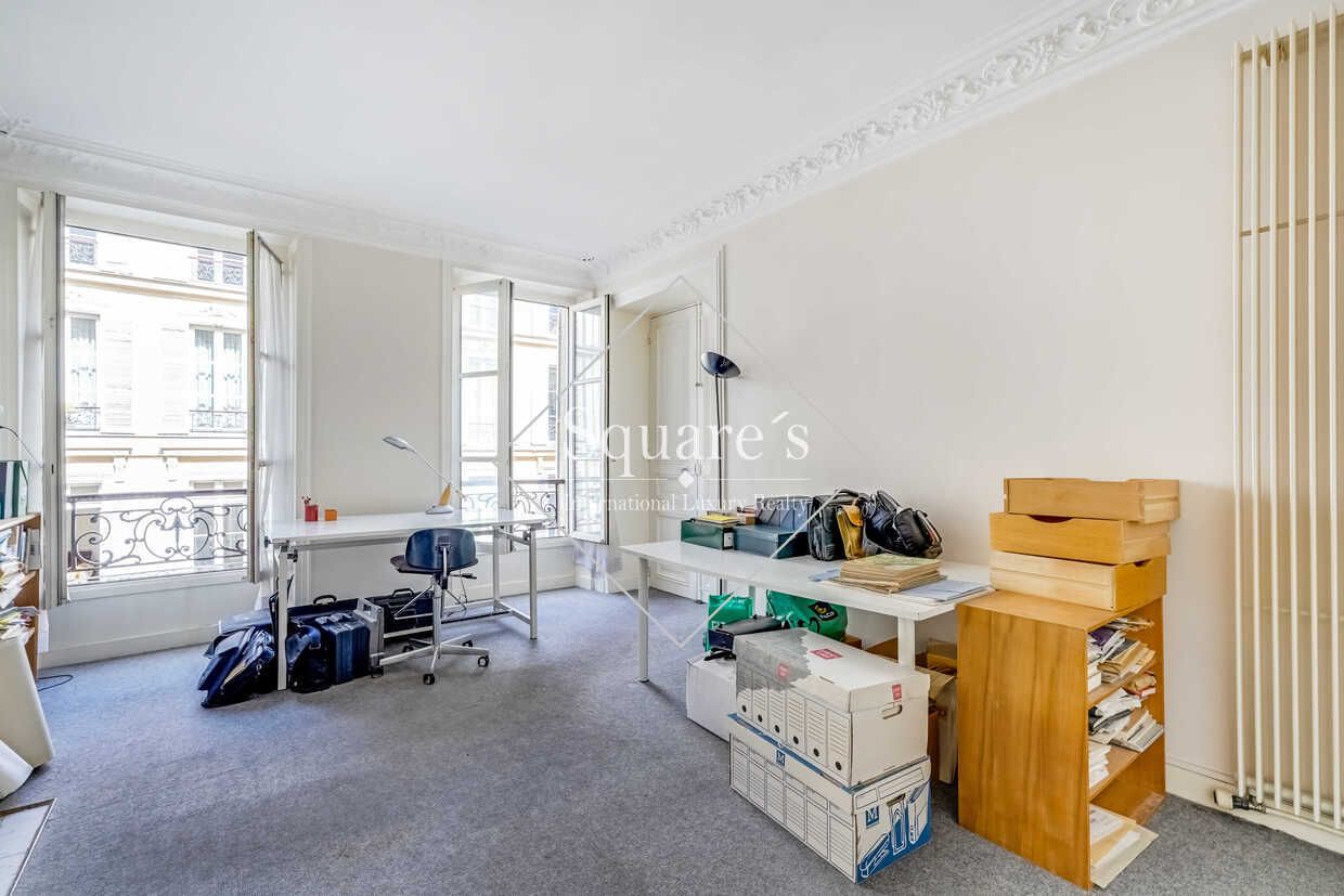 apartment 5 Rooms for sale on Paris 9ème (75009)