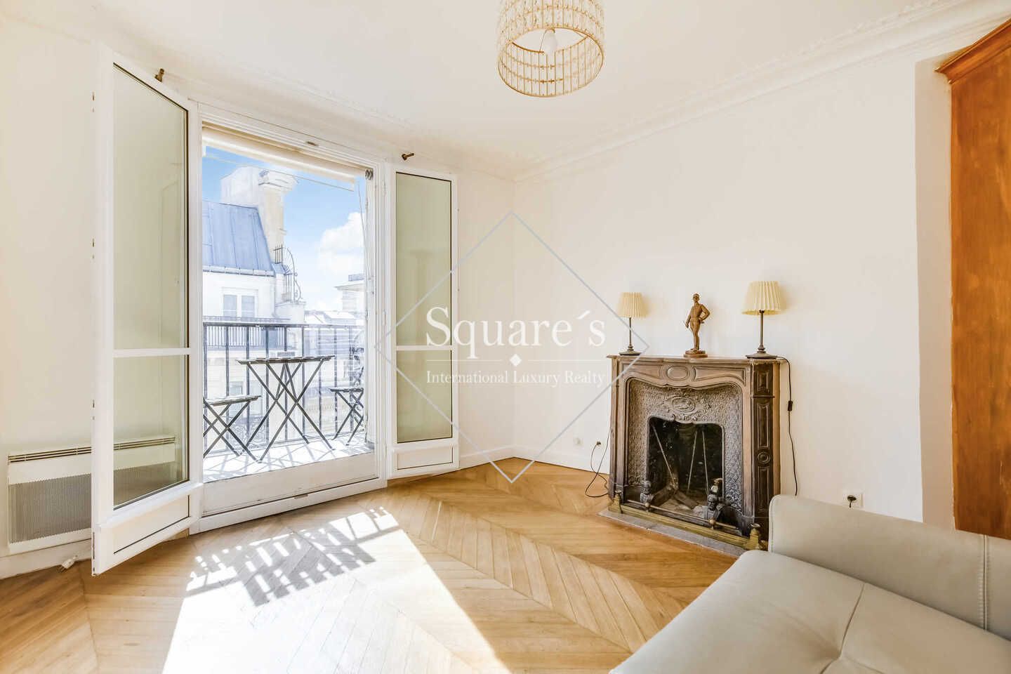 apartment 3 Rooms for sale on Paris 8ème (75008)
