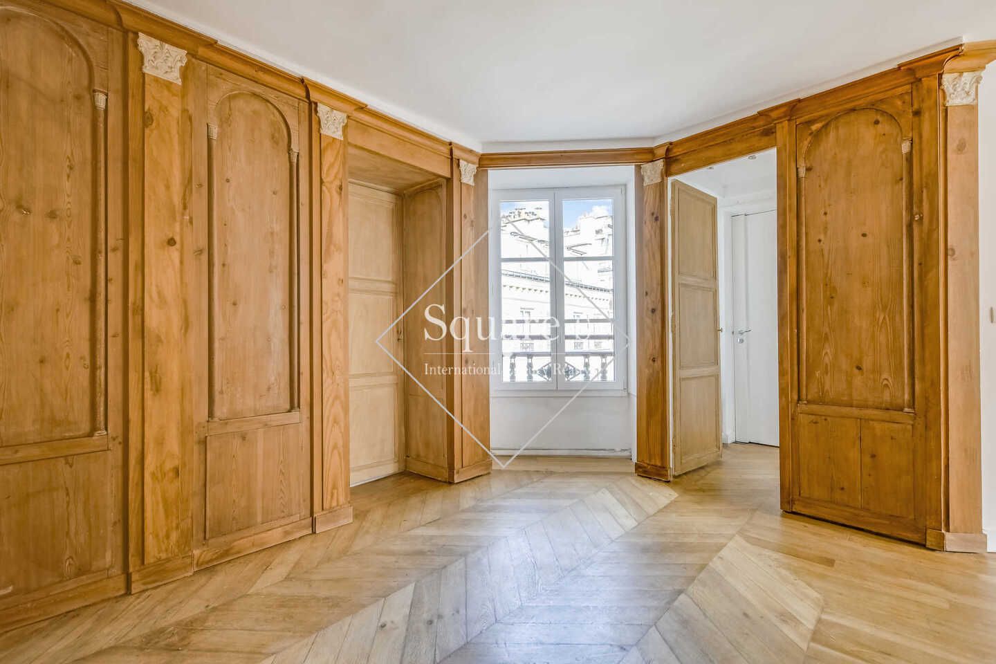 apartment 3 Rooms for sale on Paris 8ème (75008)