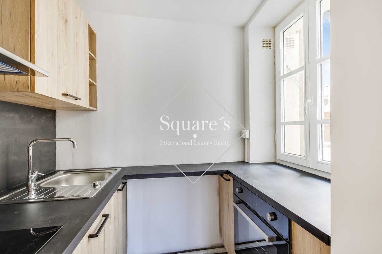 apartment 3 Rooms for sale on Paris 8ème (75008)