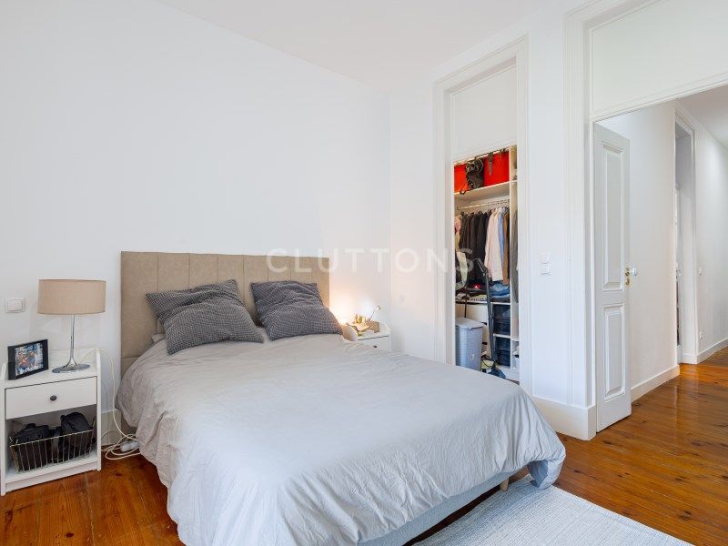 apartment 6 Rooms for sale on Lisboa (1150)
