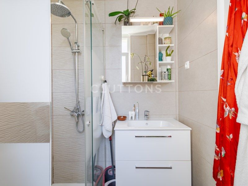 apartment 6 Rooms for sale on Lisboa (1150)