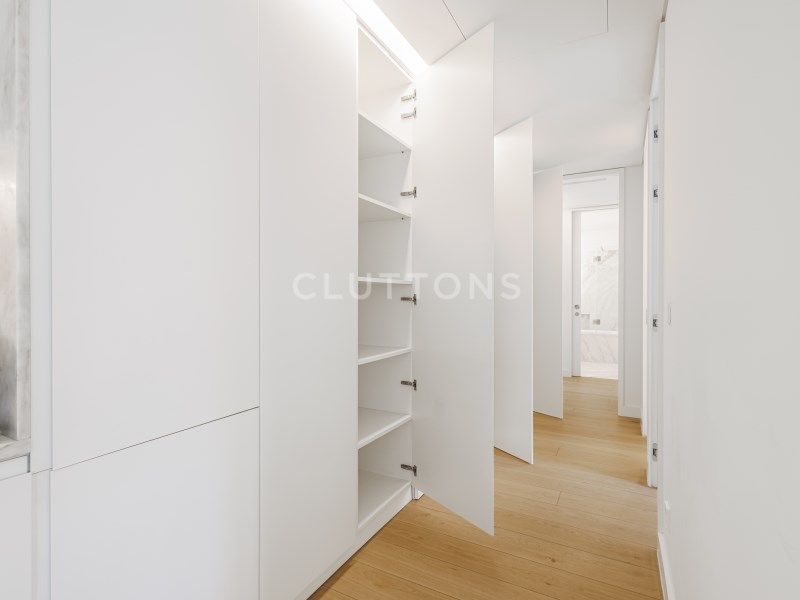 apartment 5 Rooms for sale on Lisboa (1069)