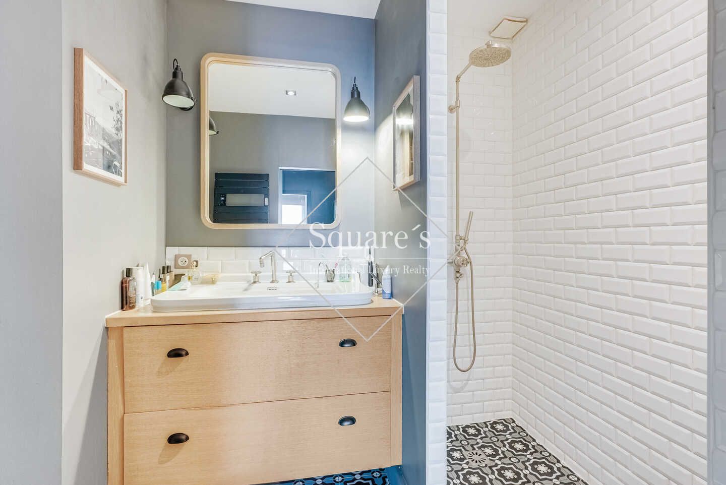 apartment 7 Rooms for sale on Neuilly-sur-Seine (92200)