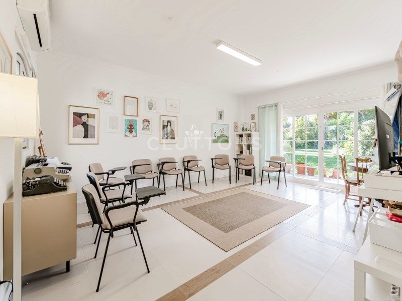 house 12 Rooms for sale on Cascais (2645)