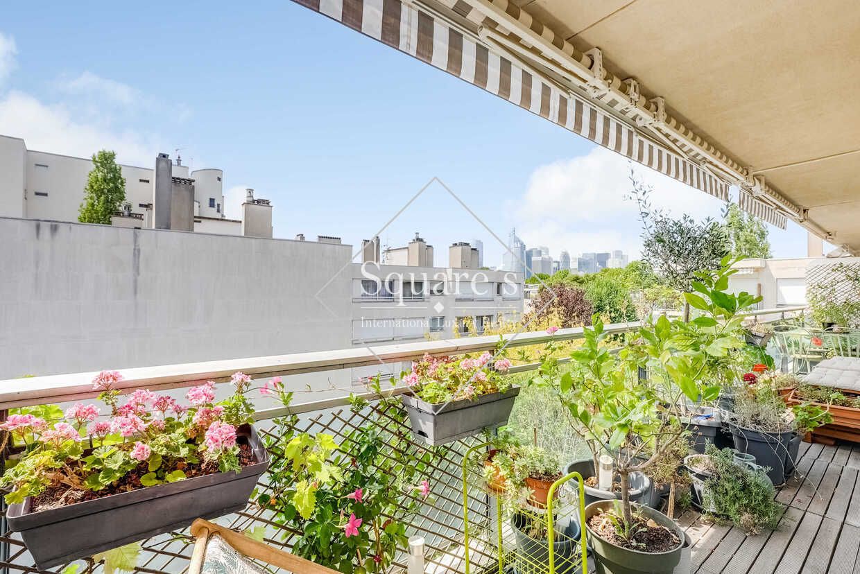 apartment 4 Rooms for sale on Neuilly-sur-Seine (92200)