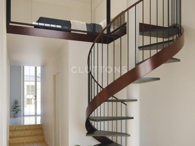 house 8 Rooms for sale on Cascais (2765)