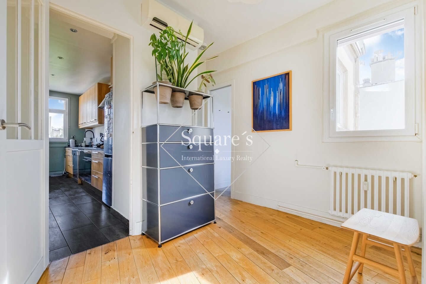 apartment 3 Rooms for sale on Neuilly-sur-Seine (92200)