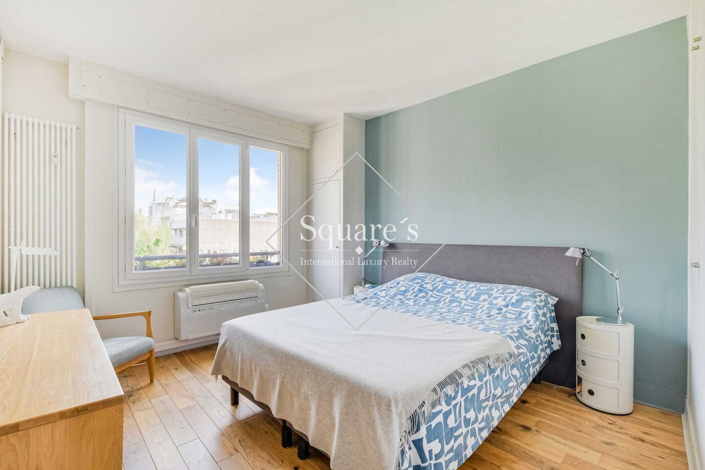 apartment 3 Rooms for sale on Neuilly-sur-Seine (92200)