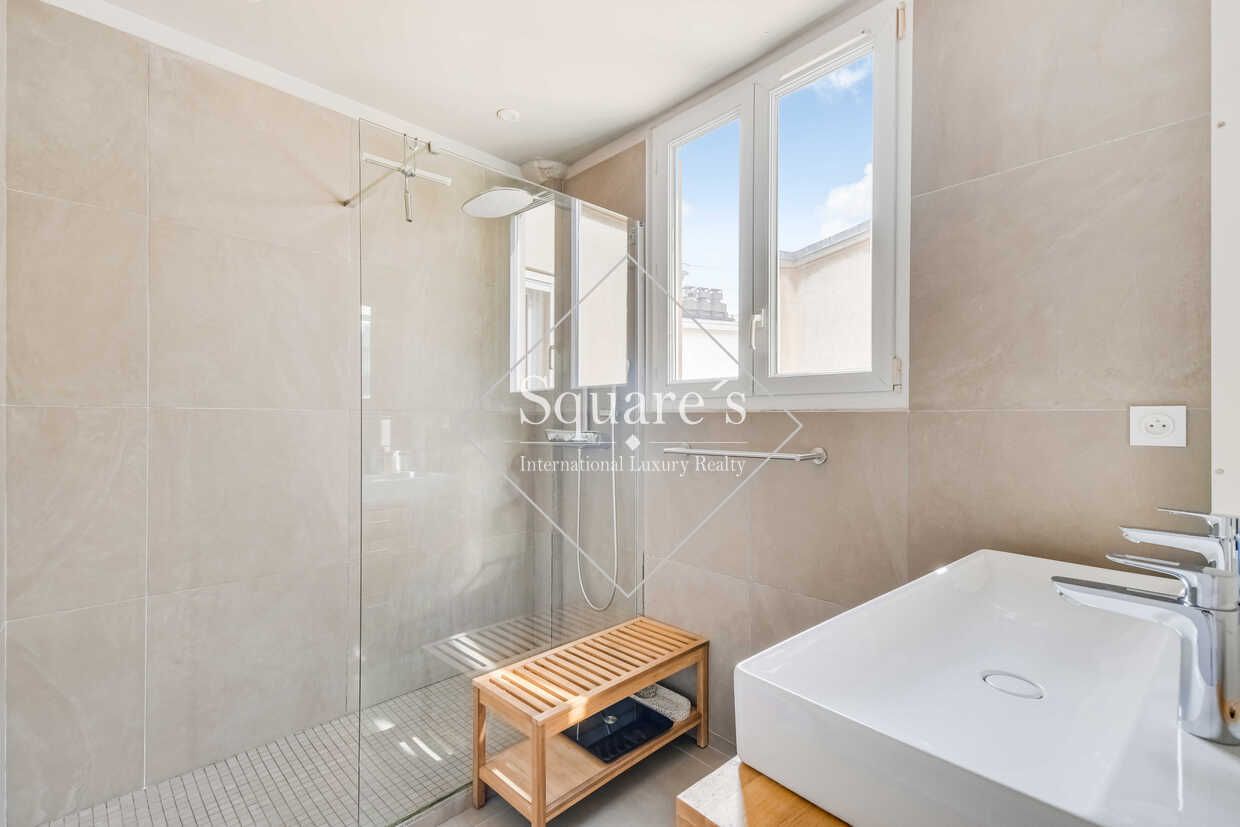 apartment 3 Rooms for sale on Neuilly-sur-Seine (92200)