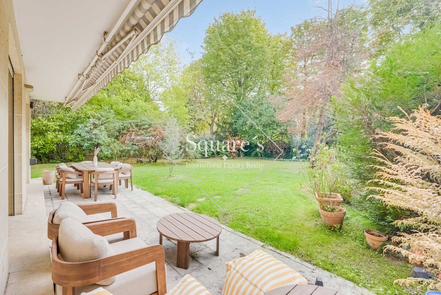 Appartement 5 pièces 130 m² · à Neuilly-sur-Seine · 130 m² · 2 190 000 €