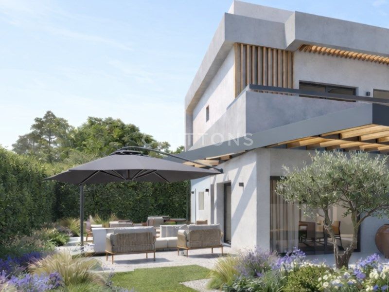 house 11 Rooms for sale on Cascais (2750)