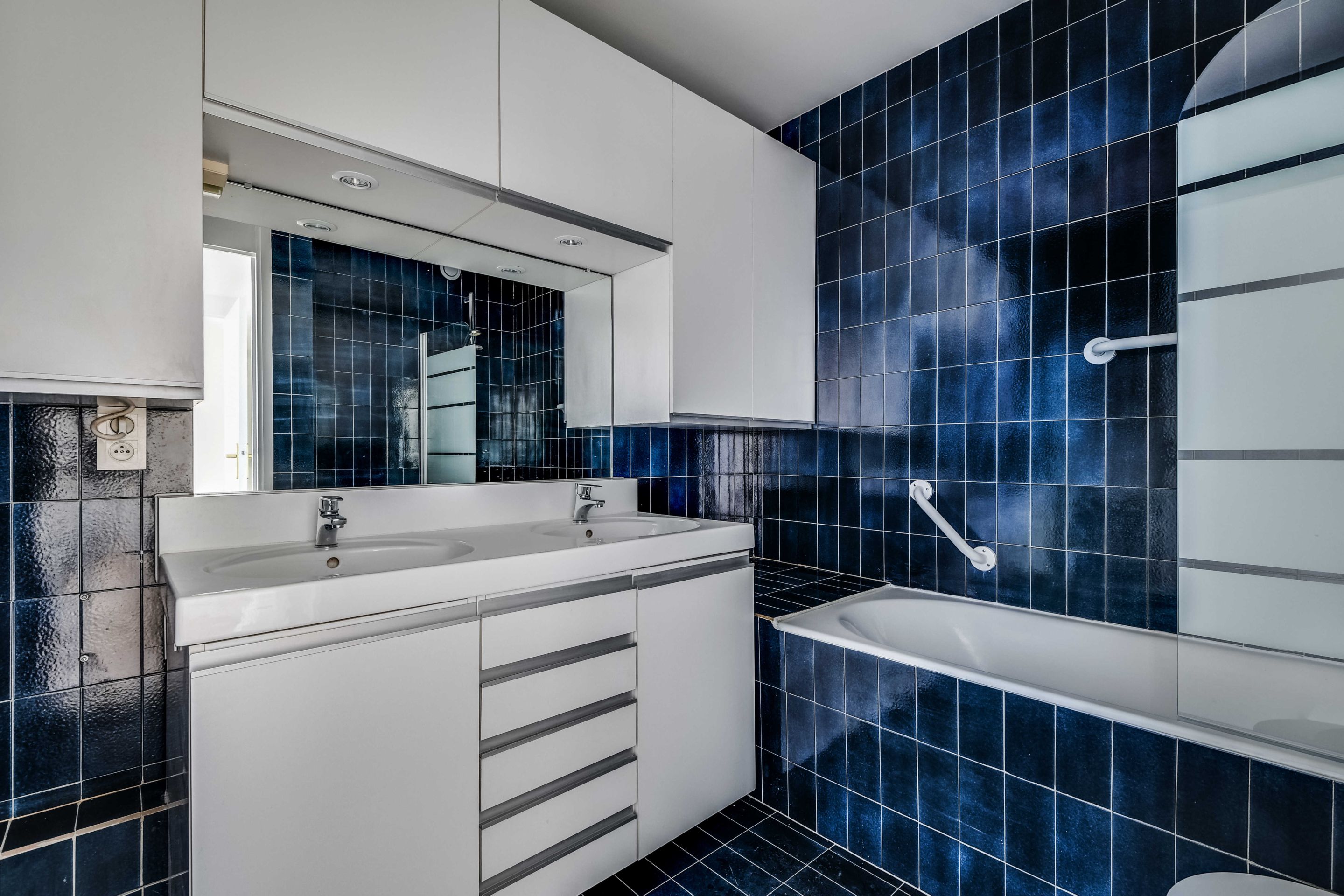 apartment 3 Rooms for sale on Neuilly-sur-Seine (92200)