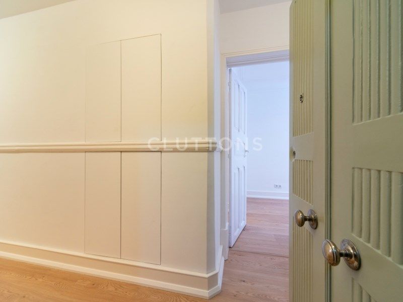 apartment 5 Rooms for sale on Lisboa (1000)