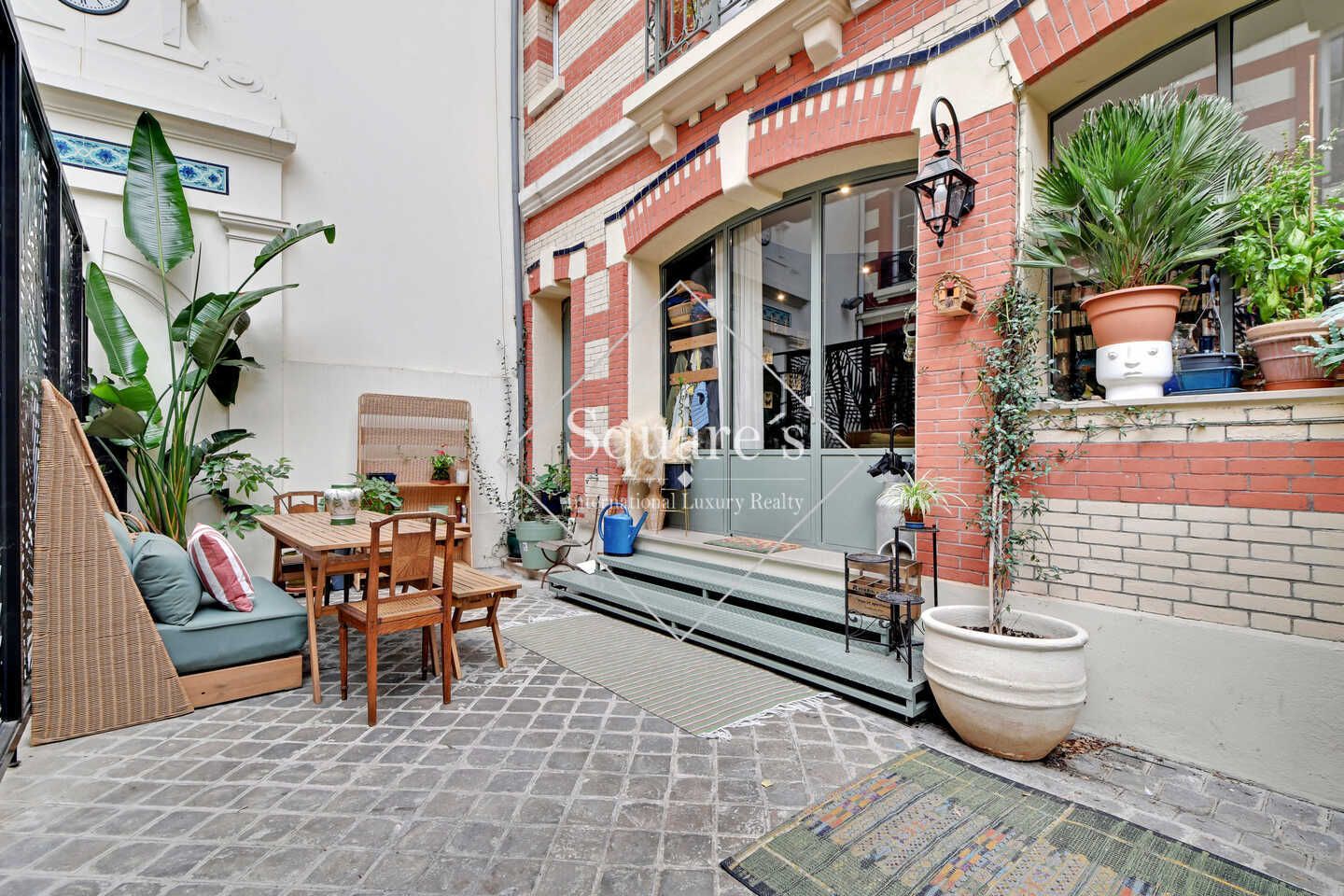 Maison 5 pièces 132 m² · à Paris · 132 m² · 2 450 000 €
