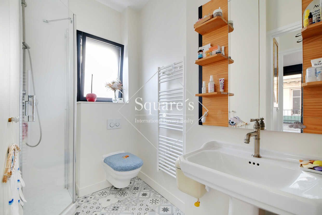 house 5 Rooms for sale on Paris 16ème (75016)